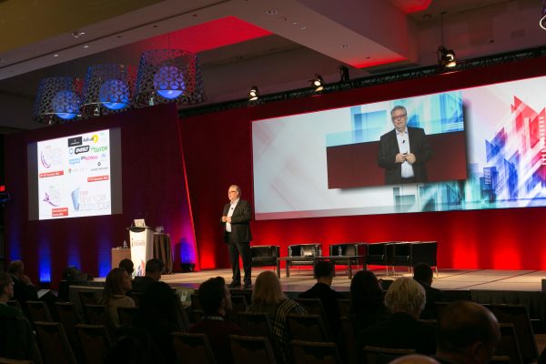 The changing world of magazines and magazine media according to Chris Llewellyn, FIPP President and CEO