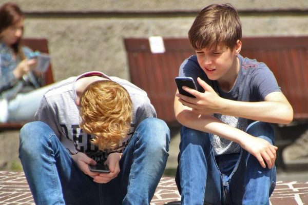 Zenith: Online video viewing to reach 100 minutes a day in 2021