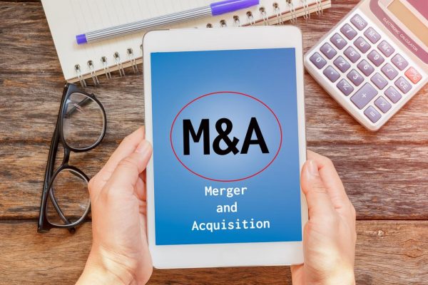 Chris Llewellyn’s 2016 magazine media predictions