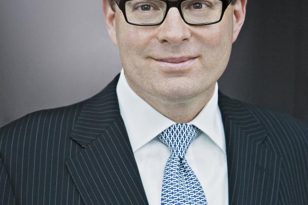 David Carey stepping down as president of Hearst Magazines
